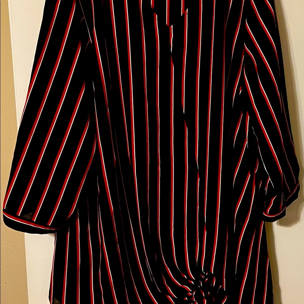Black and red black in good condition